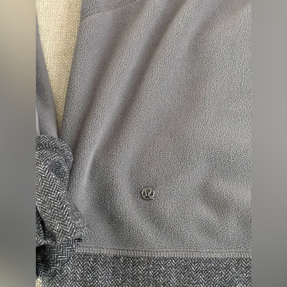 Lululemon Runaway Fleece In Soot Light/Heathered Medium Gray Size 8 - Picture 13 of 15